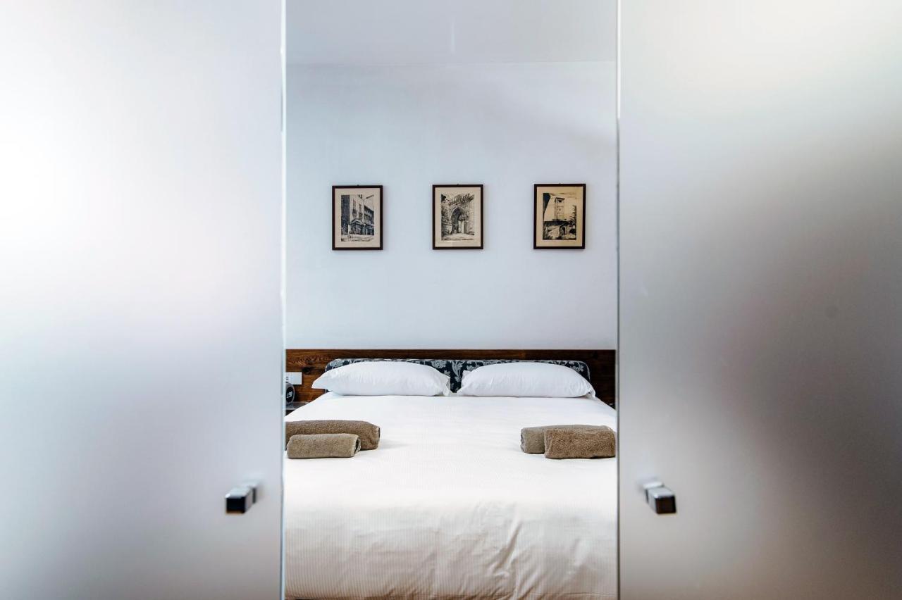 Suite Lo Storico - The House Of Travelers Комо Экстерьер фото